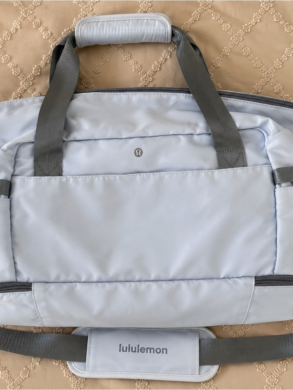 lululemon athletica Weekender Duffel Bag